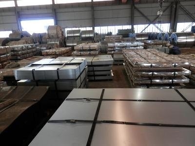 छत उद्योग के लिए JIS ASTM DX51D जस्ती स्टील शीट 0.8 मिमी;