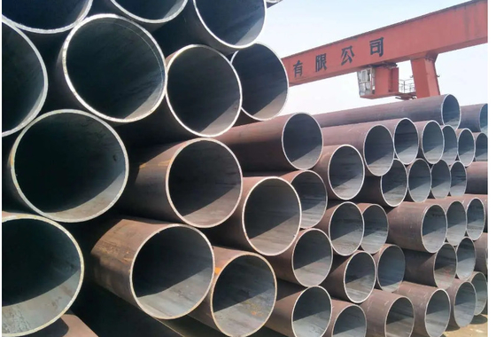 ST37 C45 SCH40 A106 Gr.B A53 कार्बन स्टील पाइप ट्यूब 42CrMo 15CrMo मिश्र धातु: